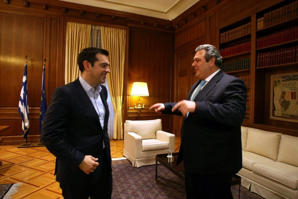 Μετράνε αντίστροφα οι ΑΝΕΛ – Το Μαξίμου τρέχει να σώσει τον Καμμένο – Υπό διάλυση οι τοπικές – Πολίτες ζητούν από βουλευτή να ανεξαρτητοποιηθεί